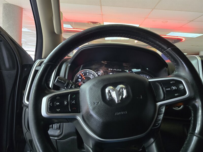 Used 2019 RAM 1500 Big Horn AWD/4WD image 24