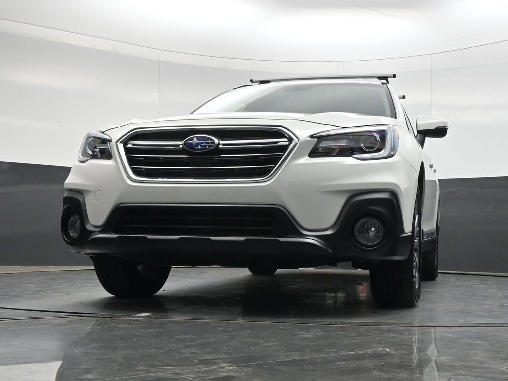 Used 2018 Subaru Outback 2.5i Touring w/ Popular Package #3 AWD/4WD image 26