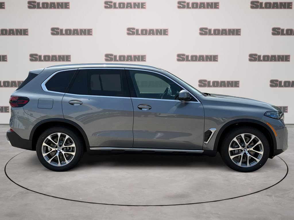 New 2026 BMW X5 xDrive40i w/ Premium Package AWD/4WD image 6