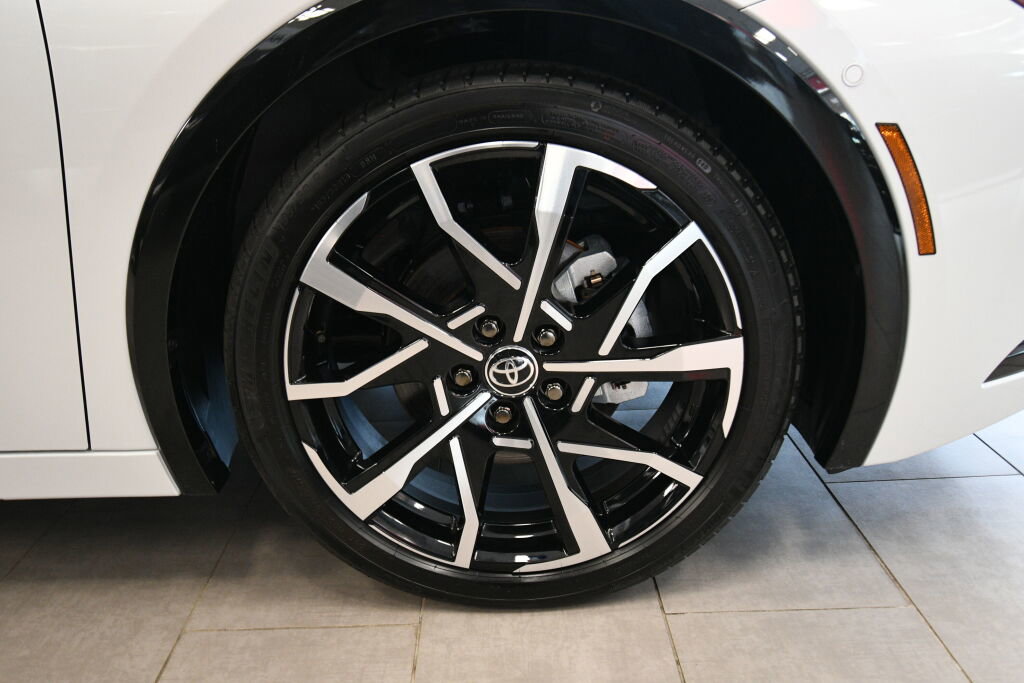 New 2026 Toyota Prius Plug-In Hybrid image 6