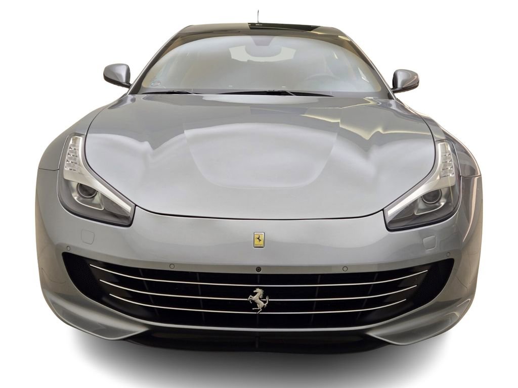 Used 2017 Ferrari GTC4Lusso AWD/4WD image 2
