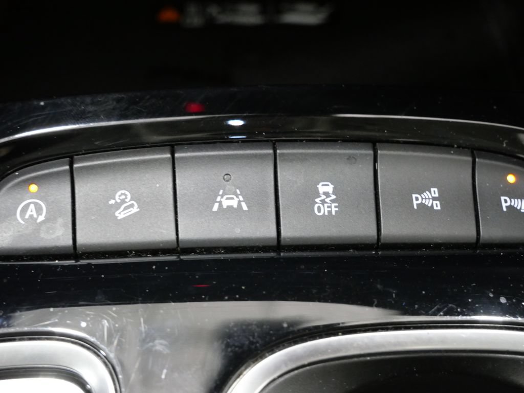 Used 2021 Buick Envision Avenir w/ Technology Package II AWD/4WD image 21