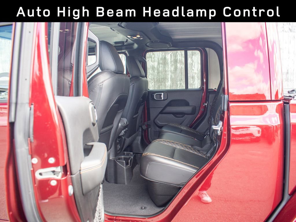 Used 2021 Jeep Gladiator Overland image 31