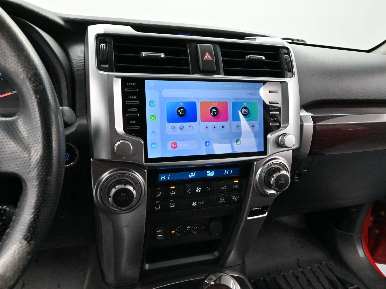 Used 2014 Toyota 4Runner Limited image 18