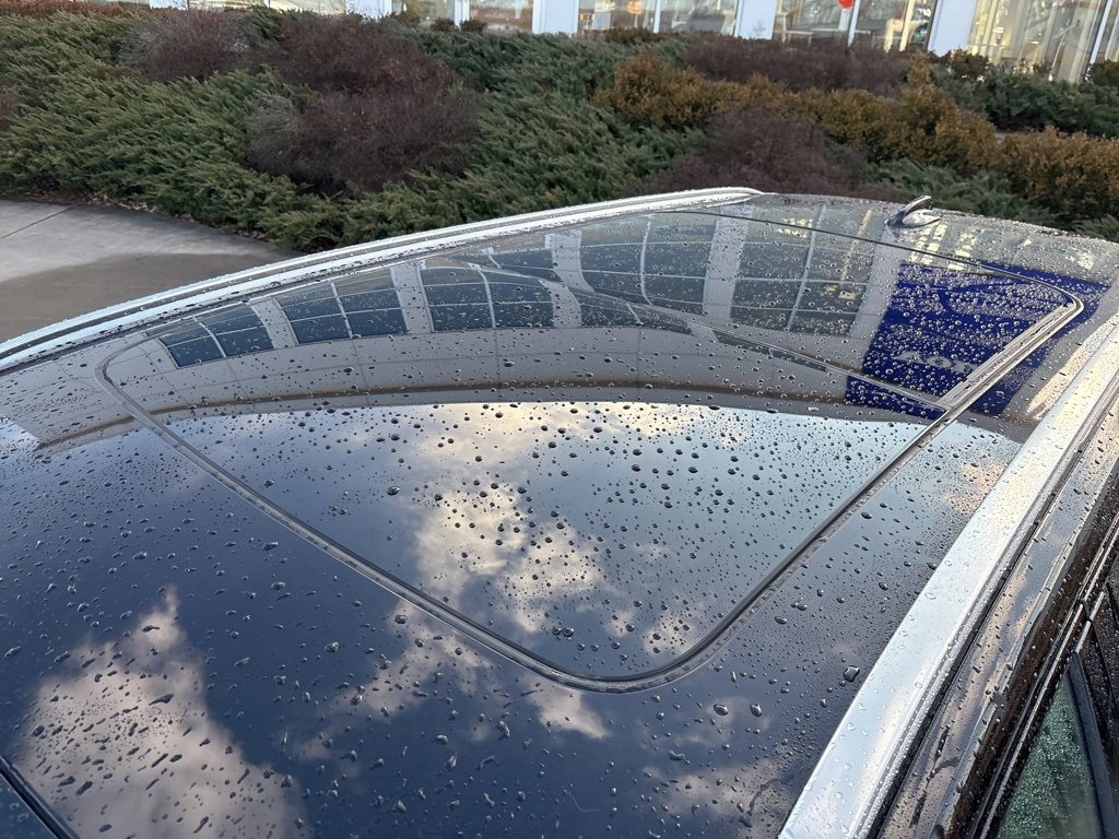 Certified 2024 Volvo V60 B5 Cross Country Plus w/ Protection Package Premier image 10