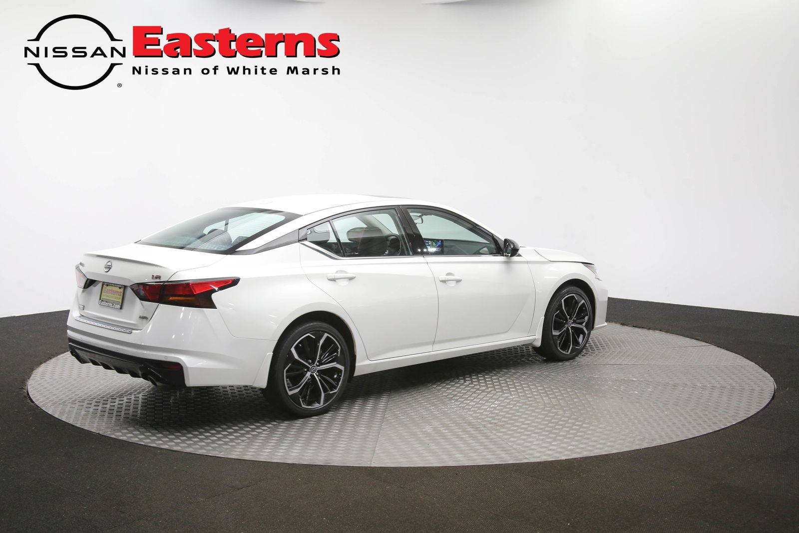 Used 2023 Nissan Altima 2.5 SR w/ SR Premium Package AWD/4WD image 41