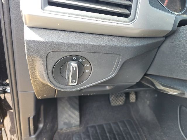 Used 2019 Volkswagen Atlas S image 13