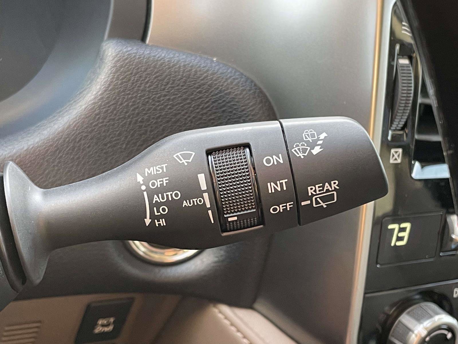 Used 2022 Lexus GX 460 Luxury w/ Sport Design Package AWD/4WD image 24