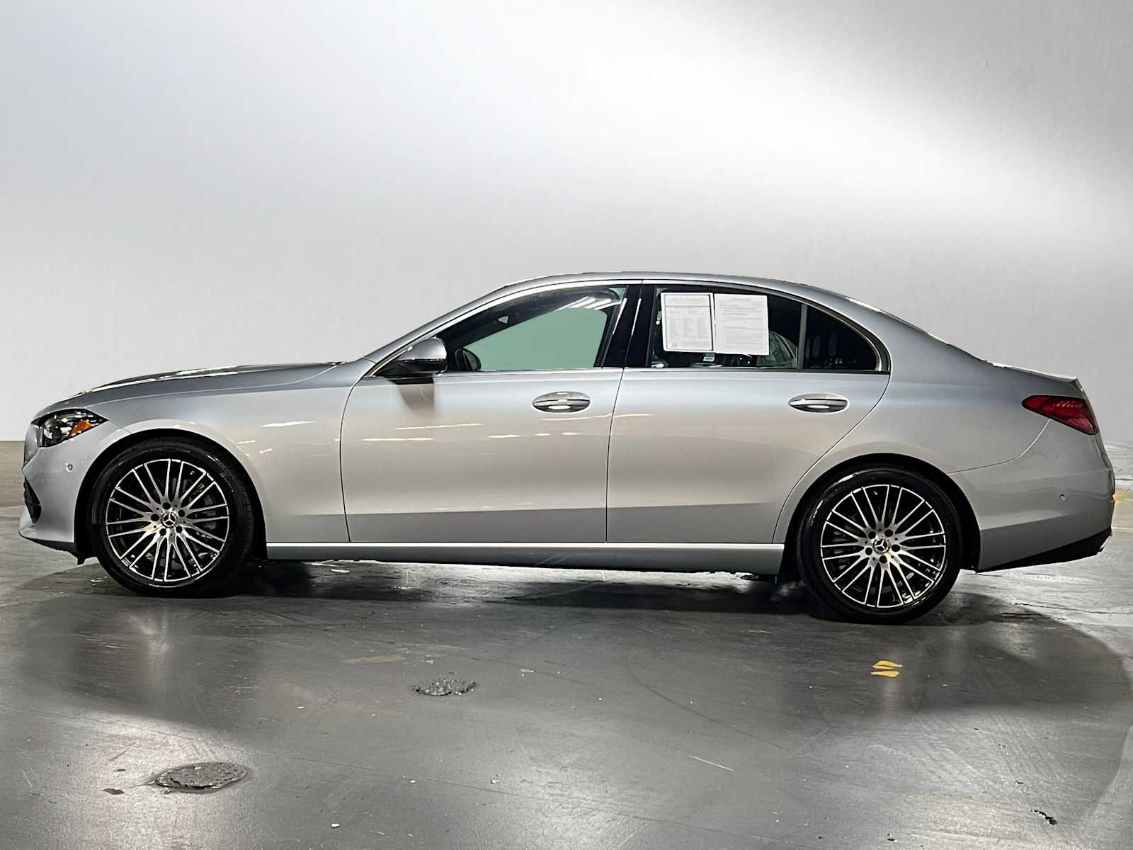 Used 2025 Mercedes-Benz C 300 4MATIC Sedan image 7