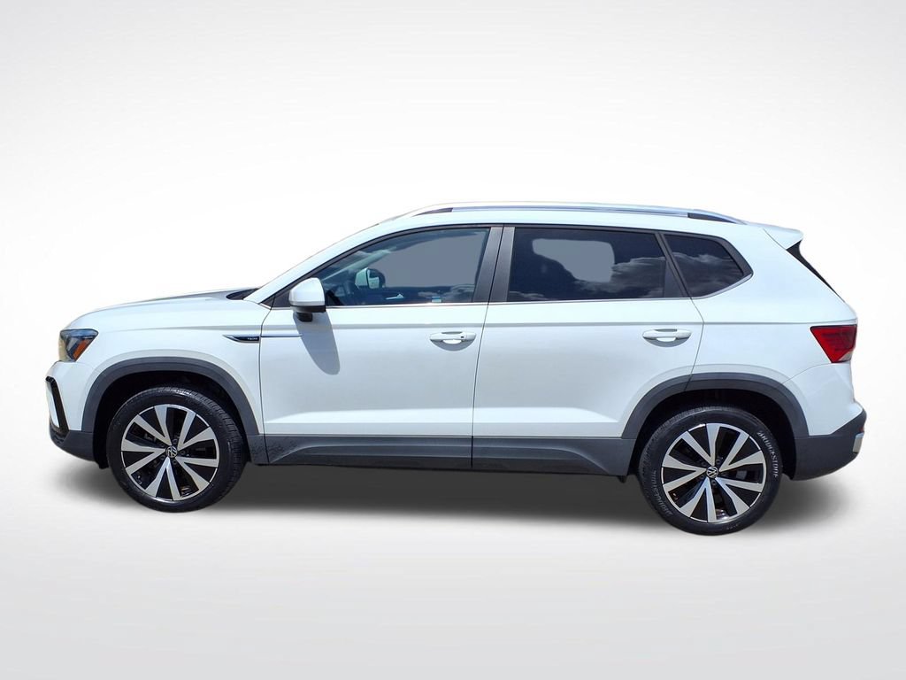 Used 2022 Volkswagen Taos SE FWD image 13