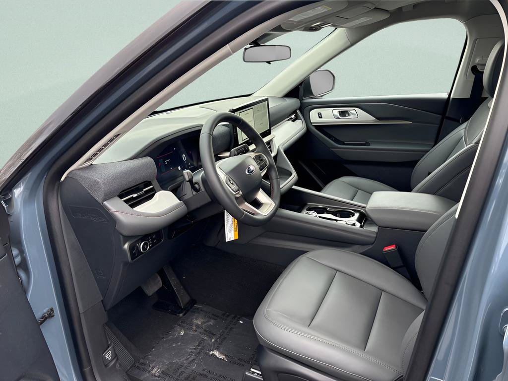 New 2026 Ford Explorer Active w/ Active Comfort Package AWD/4WD image 3