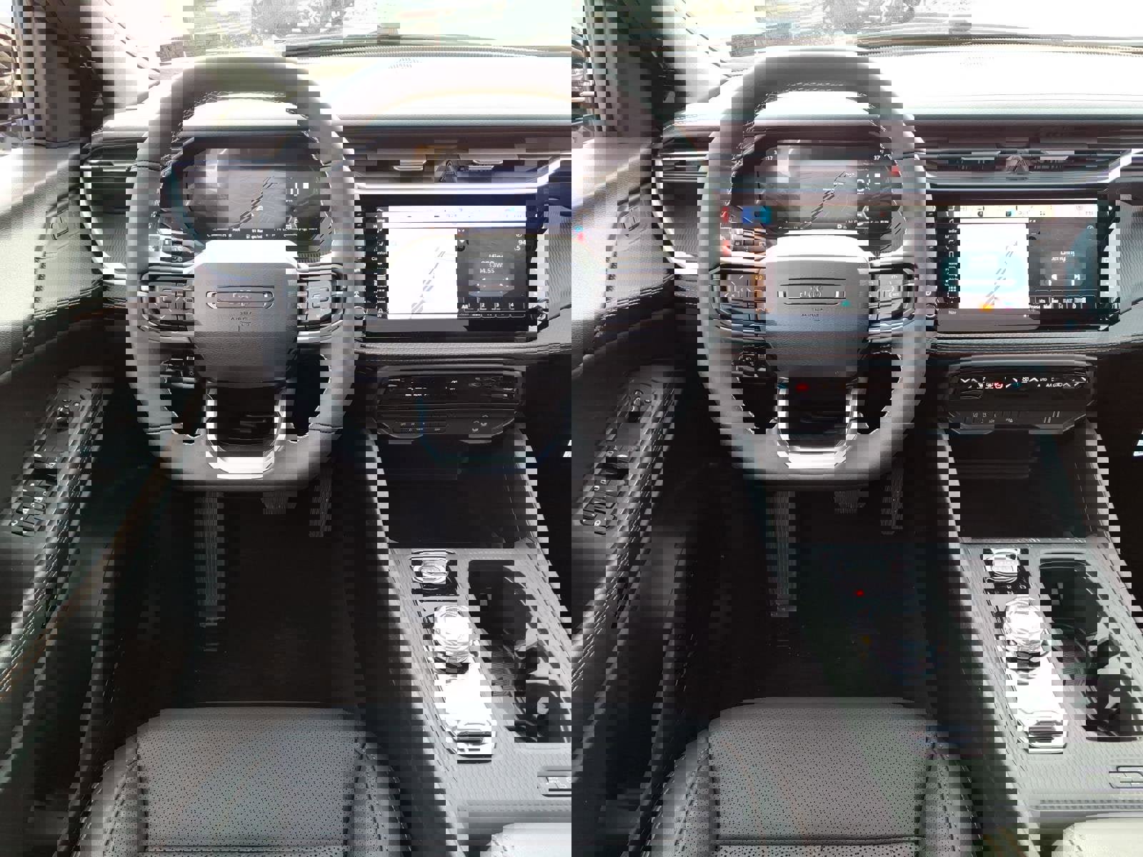 New 2026 Jeep Cherokee Overland image 4