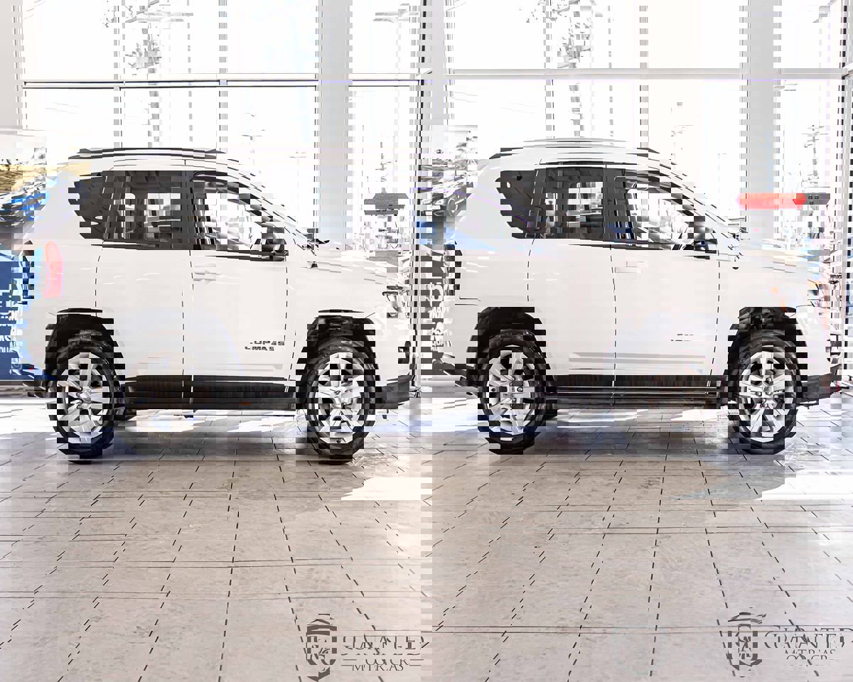 Used 2017 Jeep Compass Sport w/ Power Value Group image 10