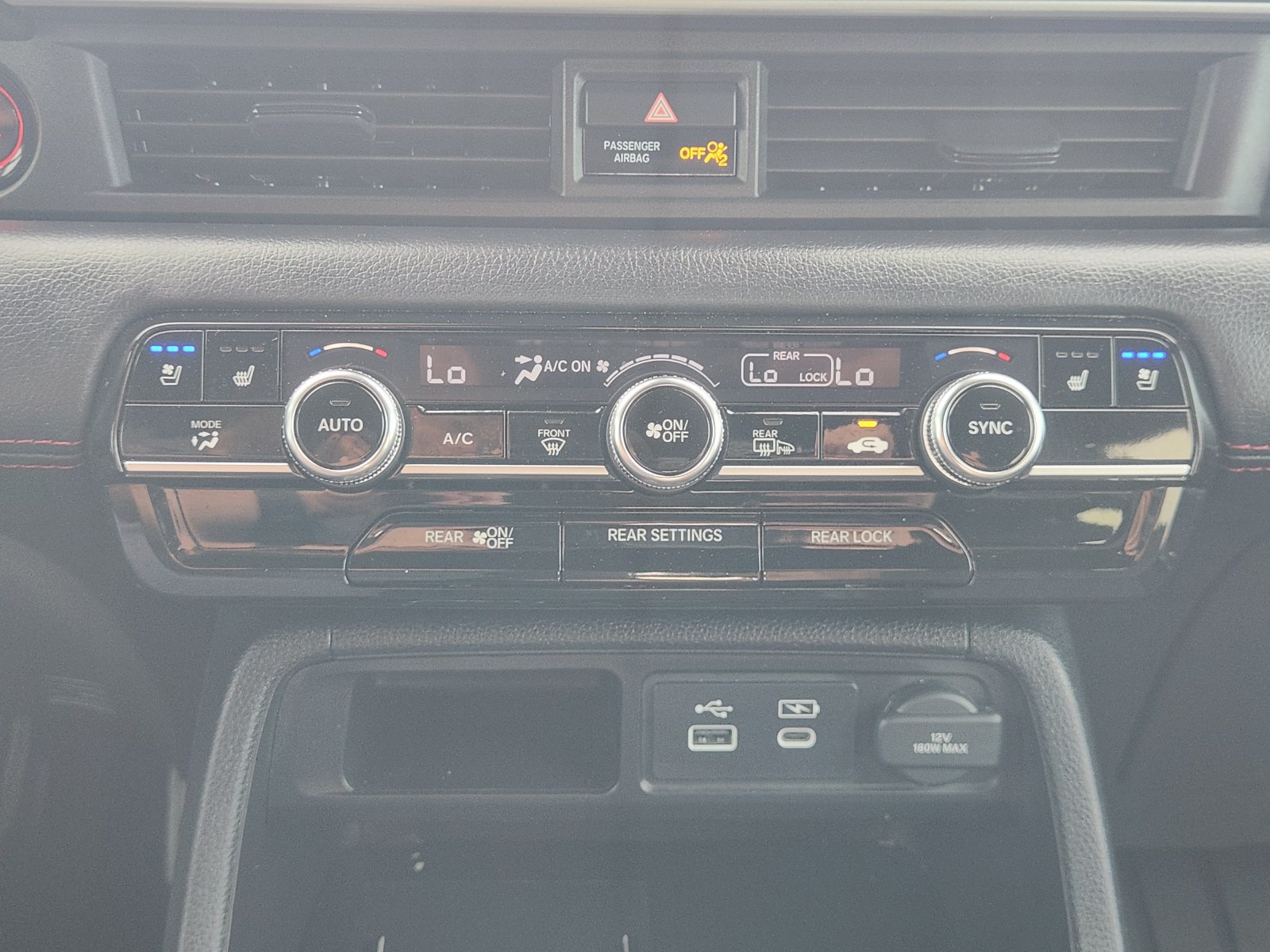 Certified 2025 Honda Pilot Black Edition image 19