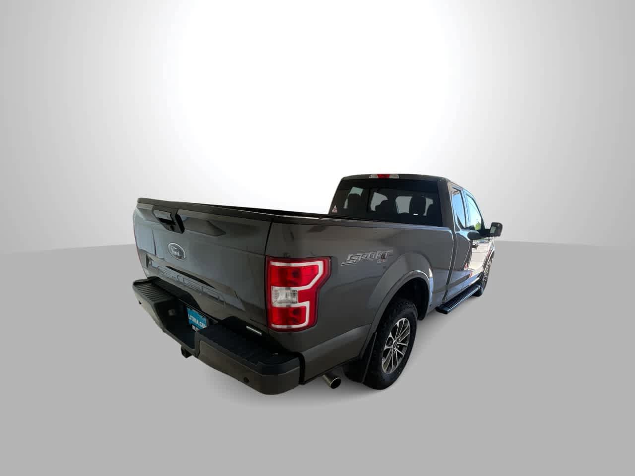 Used 2018 Ford F150 XLT w/ Equipment Group 302A Luxury AWD/4WD image 8