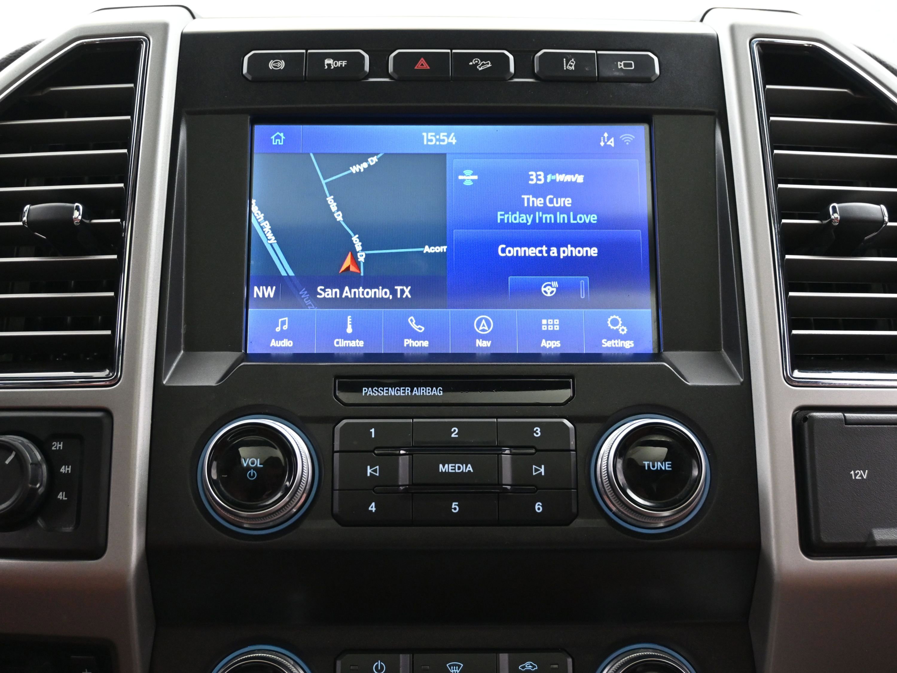 Used 2020 Ford F250 King Ranch w/ FX4 Off-Road Package image 29