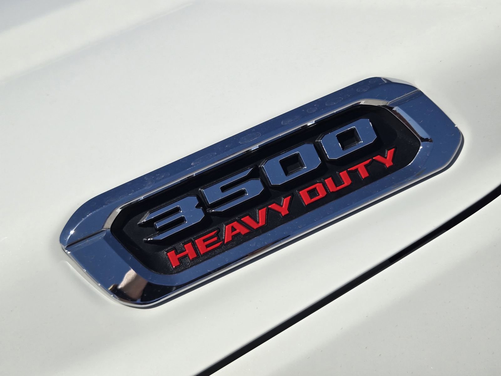 Used 2024 RAM 3500 Laramie w/ Towing Technology Group AWD/4WD image 14