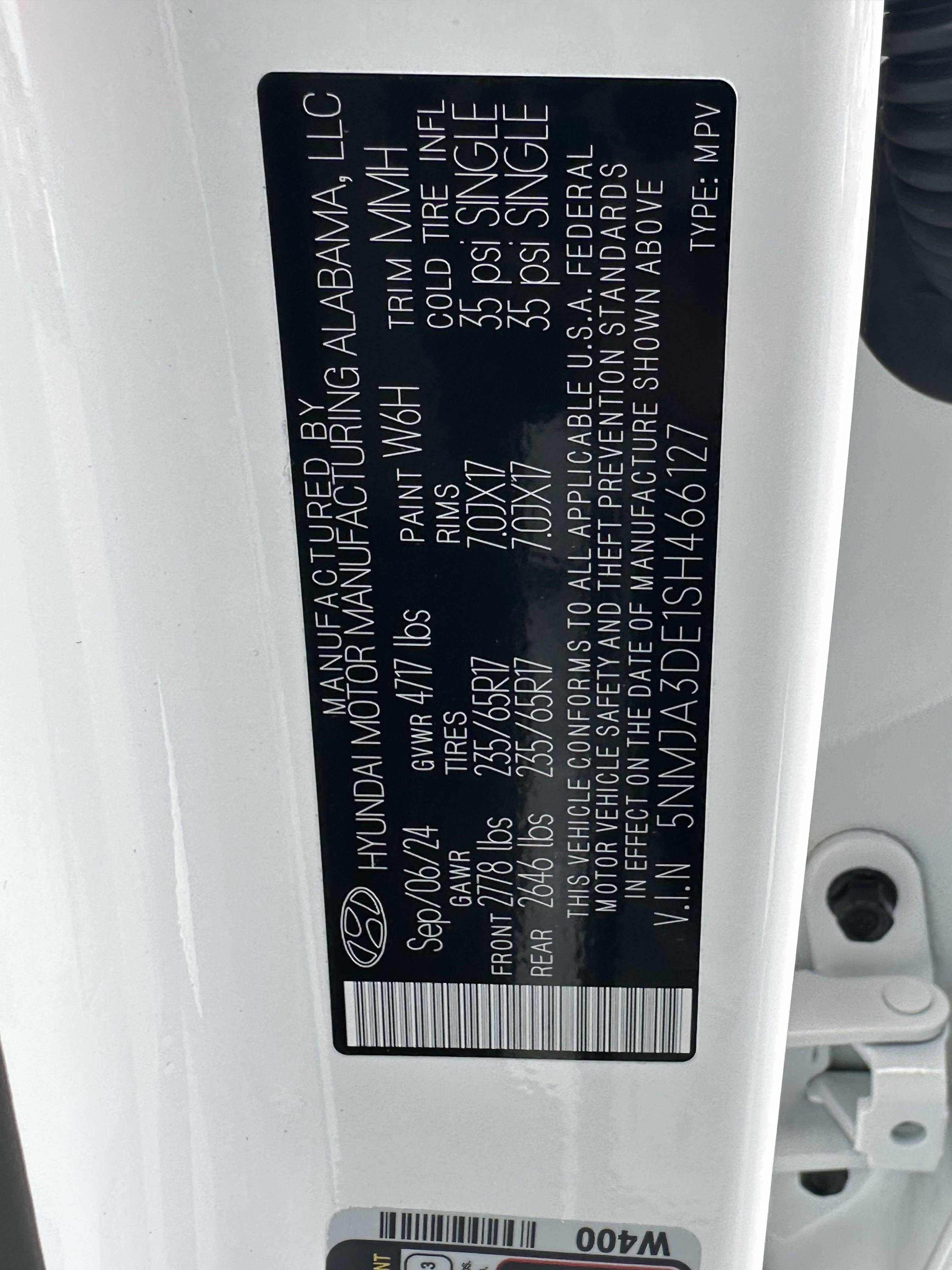 Used 2025 Hyundai Tucson SE image 34