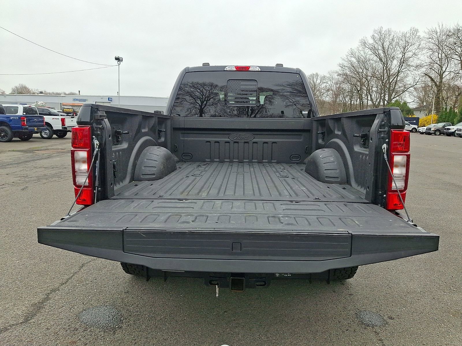 Used 2021 Ford F350 XLT w/ XLT Premium Package image 28