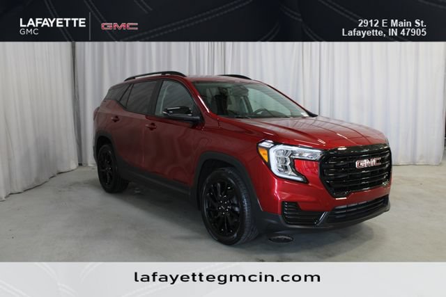 Used 2024 GMC Terrain SLE w/ Driver Convenience Package