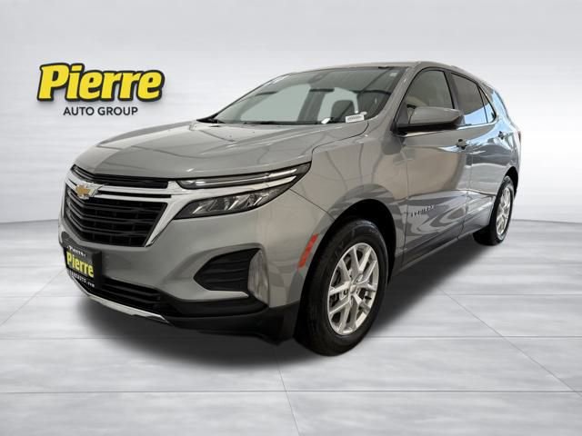 Used 2024 Chevrolet Equinox LT image 1