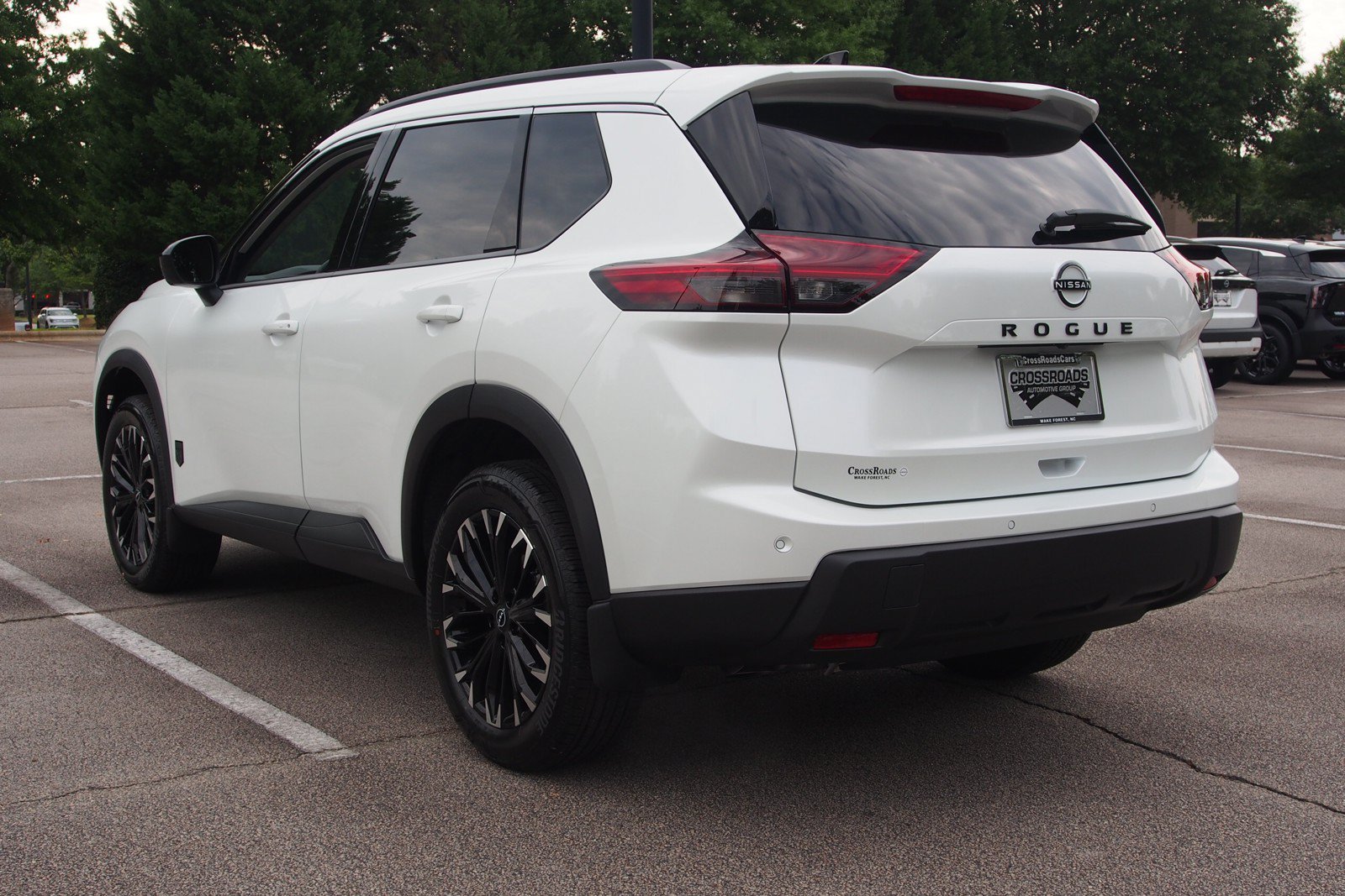 New 2026 Nissan Rogue Dark Armor FWD image 5