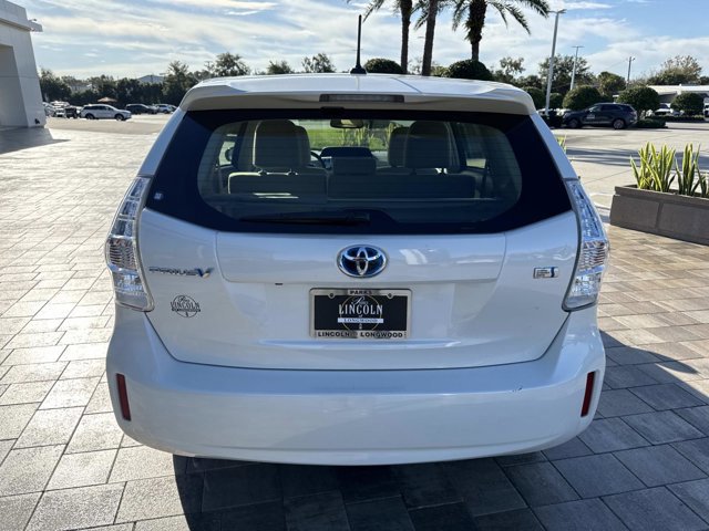 Used 2013 Toyota Prius V Three image 3