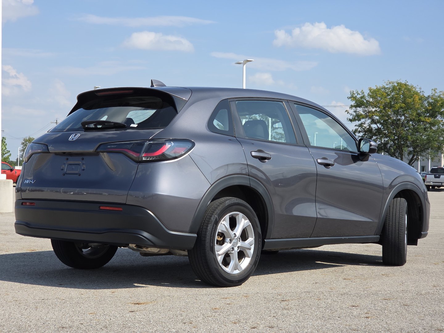 Used 2023 Honda HR-V LX image 17