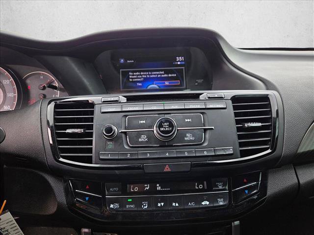 Used 2017 Honda Accord Sport image 12