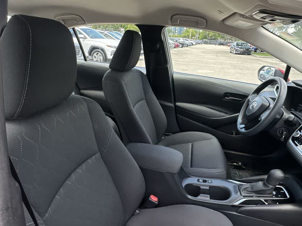 Used 2023 Toyota Corolla LE FWD image 12