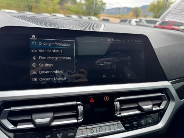 Used 2021 BMW 330e xDrive image 31