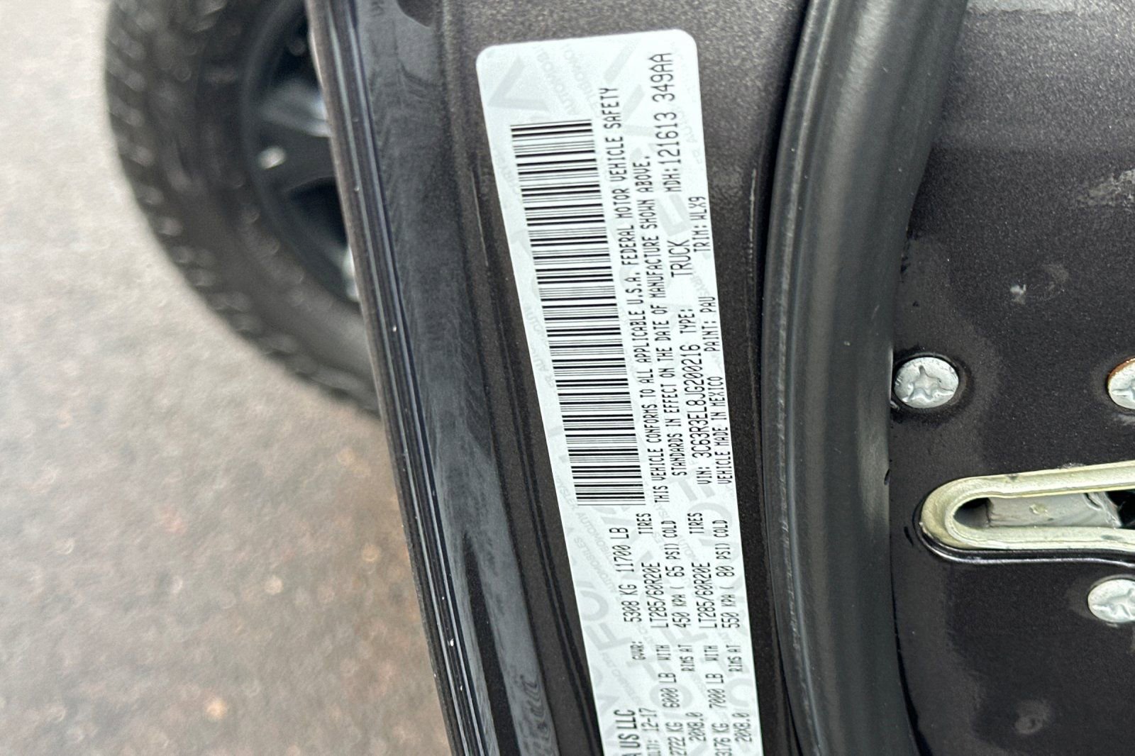 Used 2018 RAM 3500 Laramie w/ Sport Appearance Group image 26