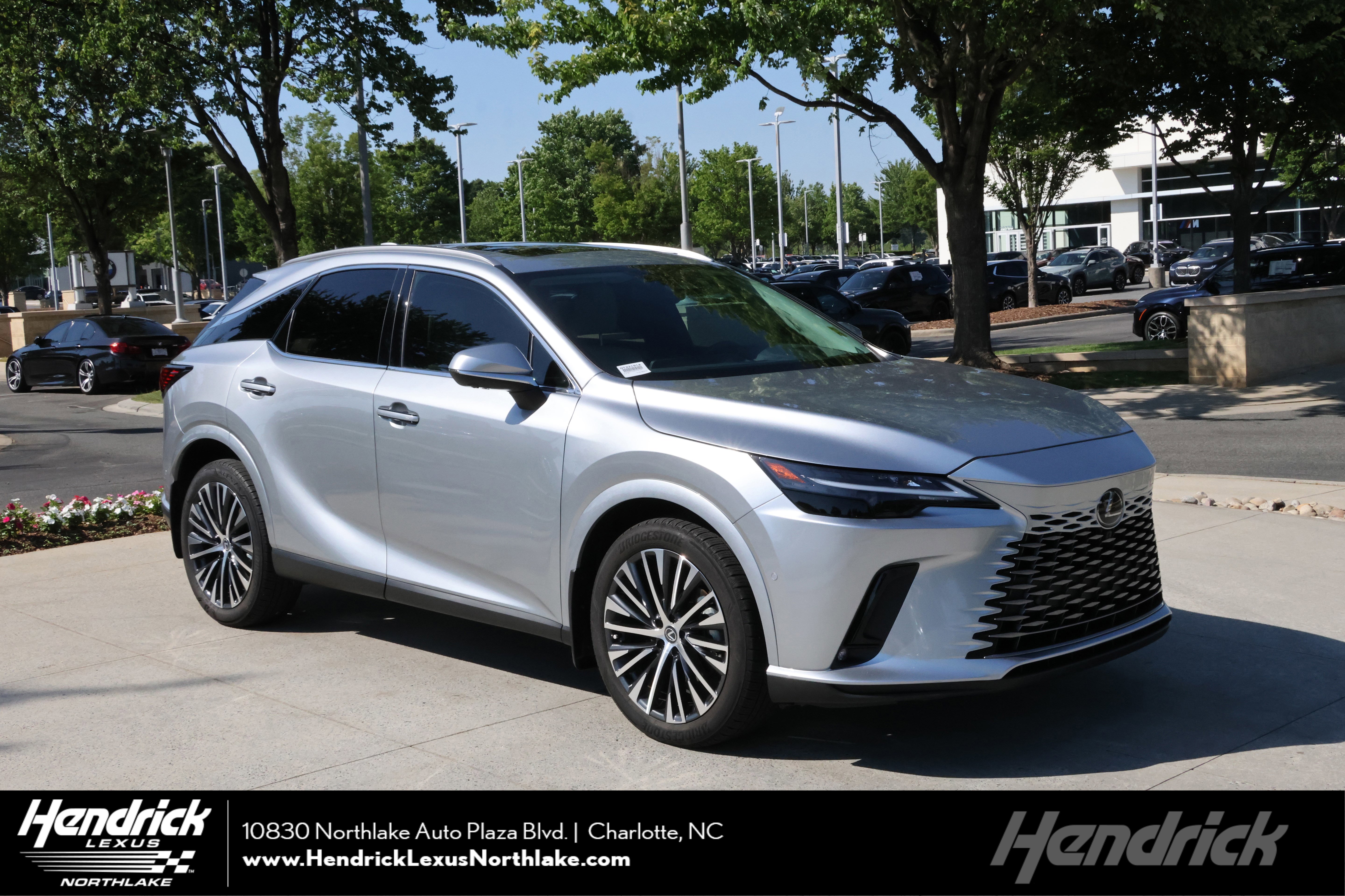 Used 2024 Lexus RX 350 w/ Convenience Package AWD/4WD image 1