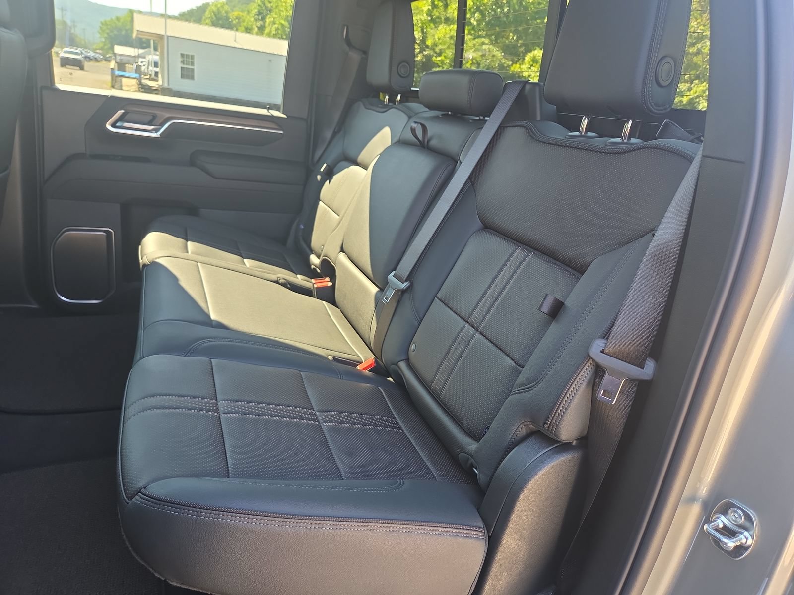New 2026 Chevrolet Silverado 2500 High Country w/ Z71 Off-Road Package AWD/4WD image 24