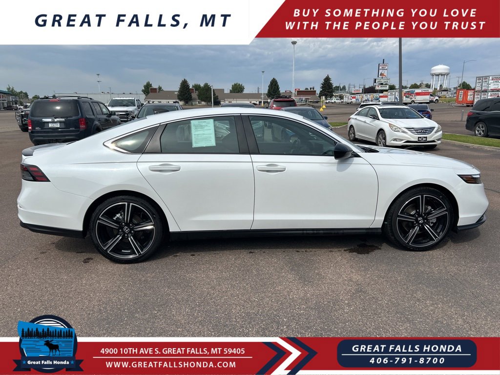 Used 2024 Honda Accord Sport image 9