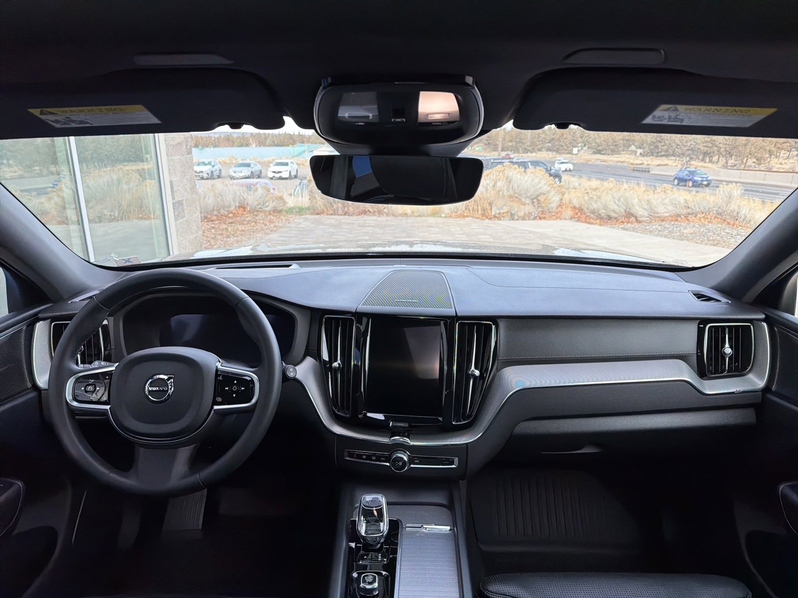 Used 2024 Volvo XC60 B5 Ultimate w/ Protection Package Premier image 9