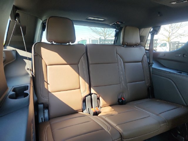New 2026 Chevrolet Tahoe High Country w/ LPO, Illumination Package AWD/4WD image 18