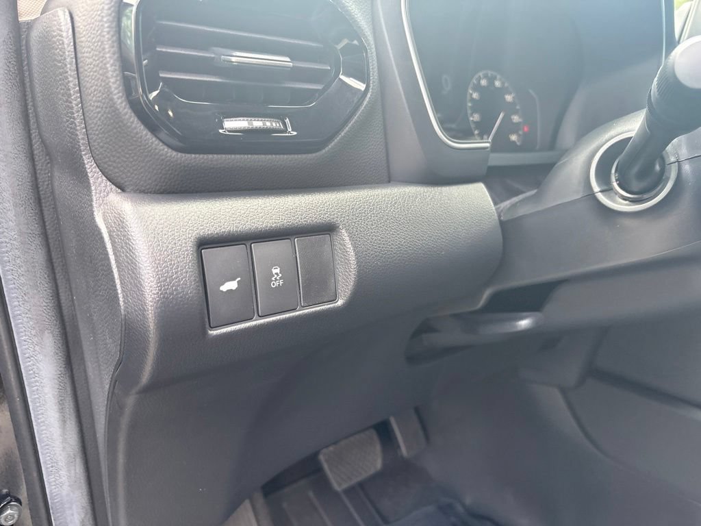 Used 2025 Honda Pilot Touring image 15