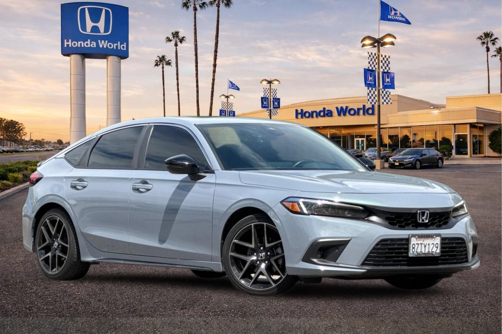 Certified 2022 Honda Civic Sport Touring image 2