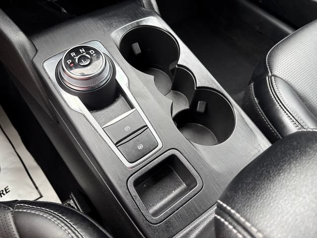 Used 2025 Ford Escape Platinum AWD/4WD image 18