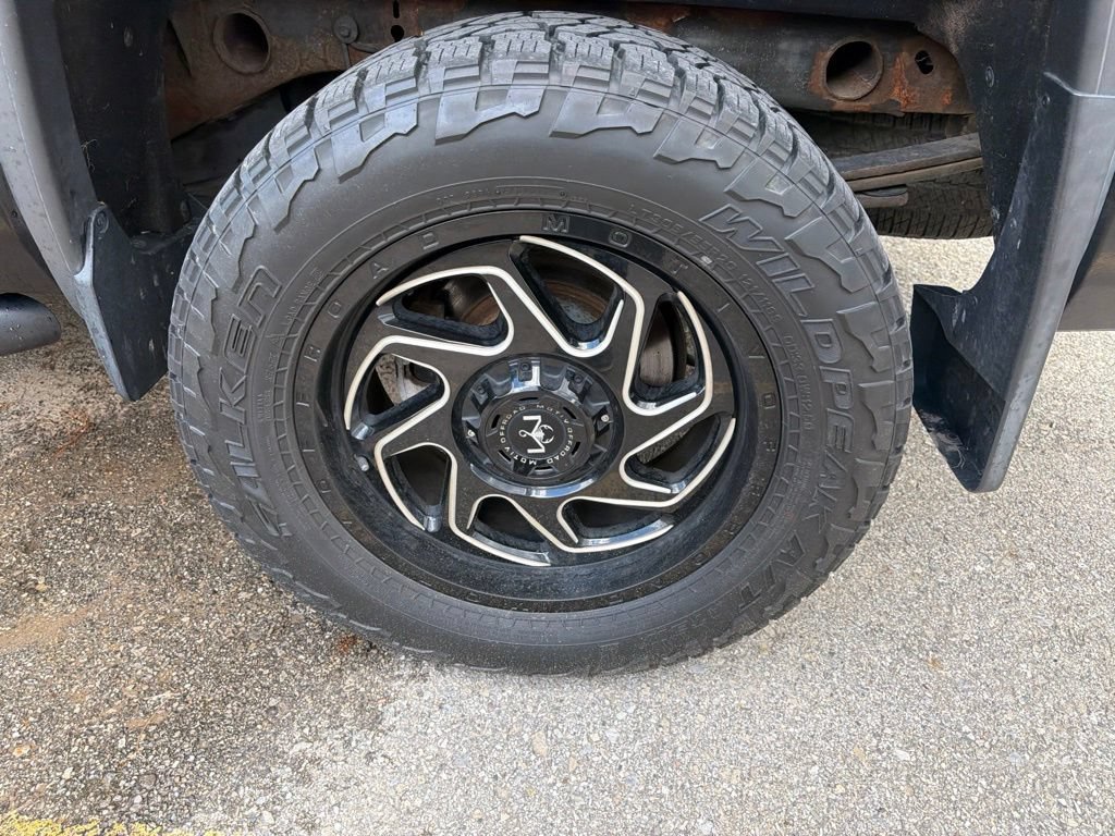 Used 2016 GMC Sierra 1500 SLE w/ Suspension Package, Off-Road AWD/4WD image 14