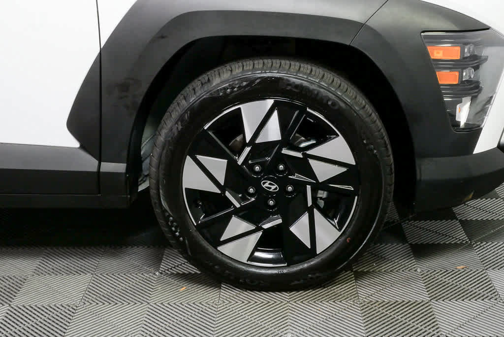 New 2025 Hyundai Kona SEL image 37