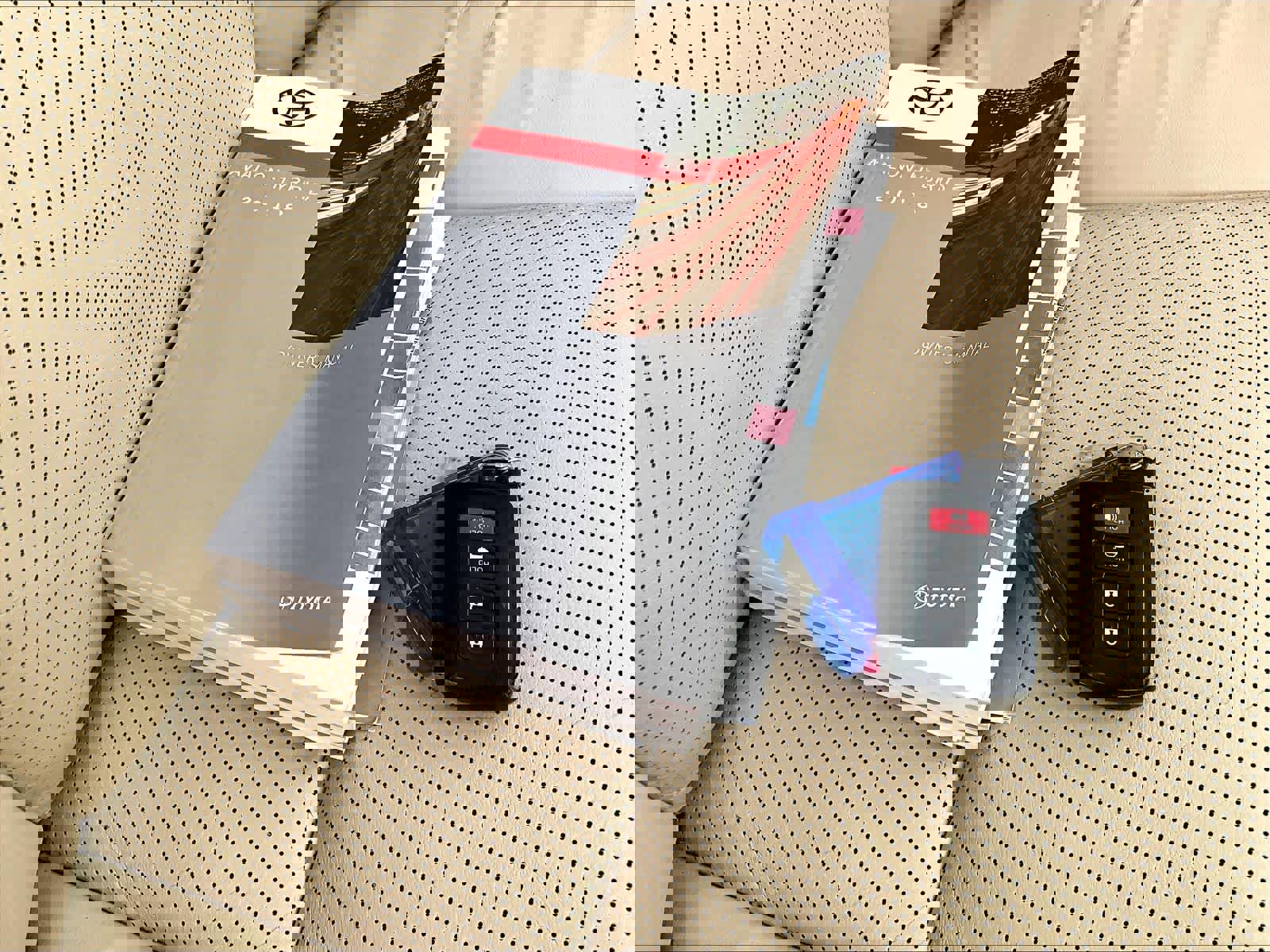 Used 2018 Toyota Avalon Limited image 31