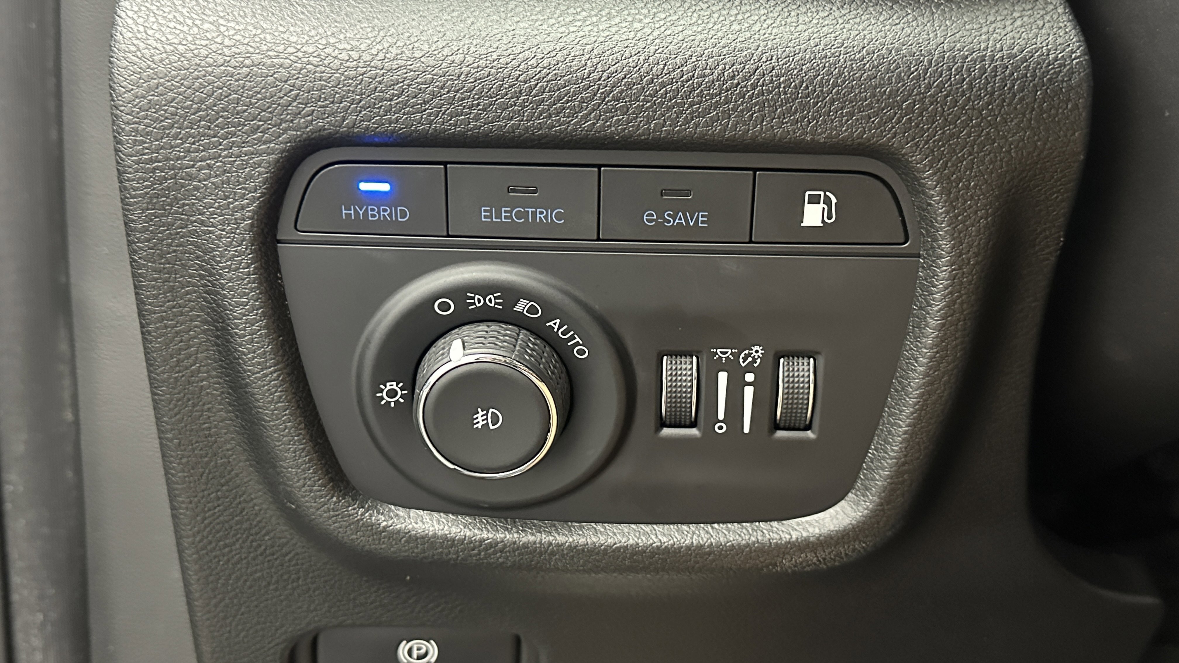 Used 2024 Jeep Grand Cherokee Limited 4xe image 22