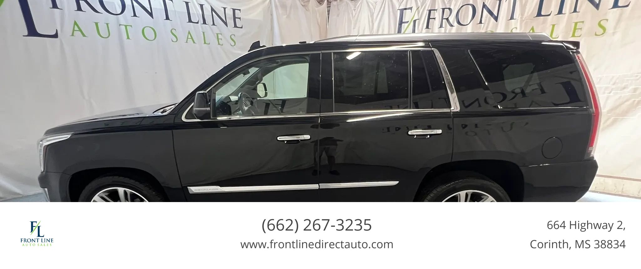 Used 2018 Cadillac Escalade Premium Luxury AWD/4WD image 4