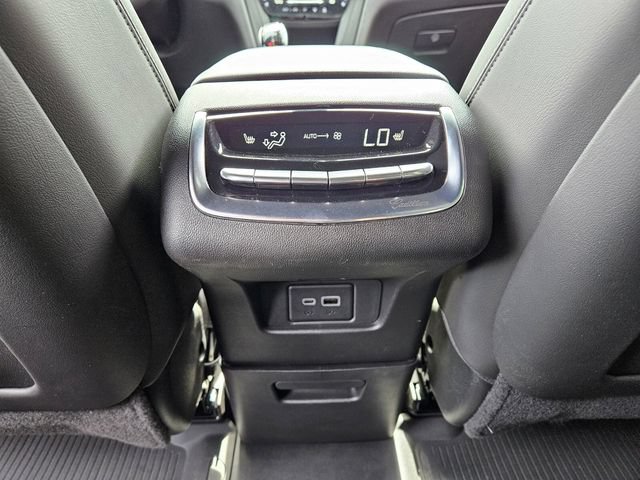 Certified 2024 Cadillac XT6 Sport w/ Technology Package AWD/4WD image 11