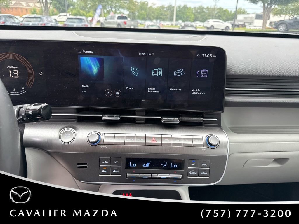 Used 2024 Hyundai Kona SEL AWD/4WD image 18