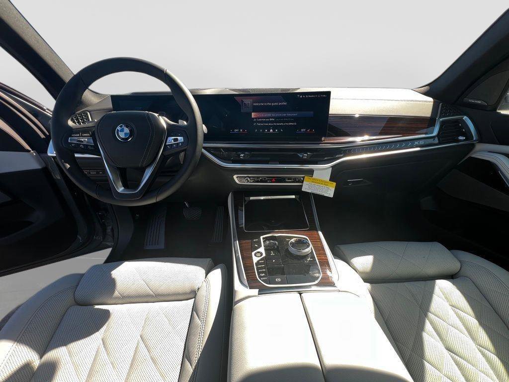 New 2026 BMW X5 xDrive40i w/ Executive Package AWD/4WD image 13