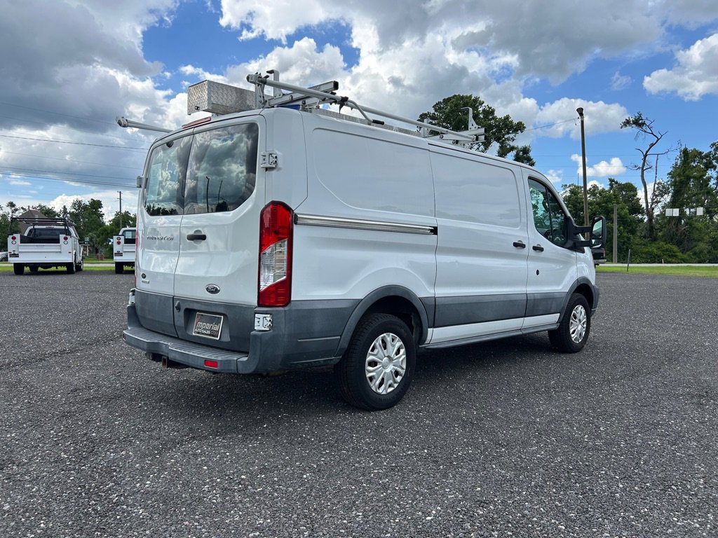 Used 2016 Ford Transit 250 130 Low Roof RWD image 6