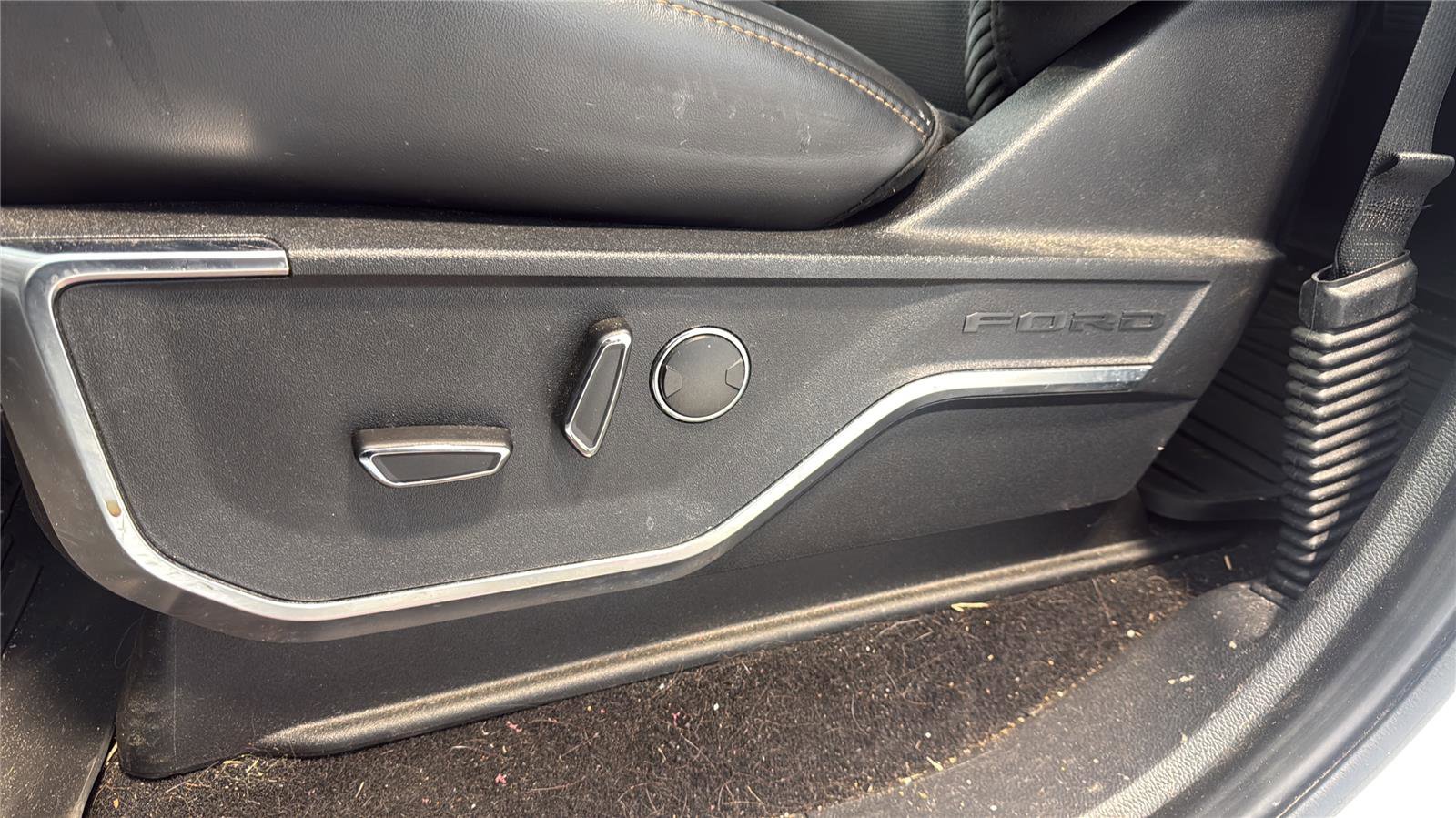 Used 2023 Ford F150 Raptor w/ Raptor 37 Performance Package AWD/4WD image 22